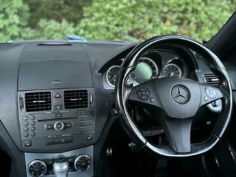 Mercedes-Benz C Class 1.8 C180 BlueEfficiency Sport Auto Euro 5 4dr
