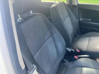 Kia Picanto 1 AIR 1.0 5 Door Hatchback Petrol Manual Euro 5(68bhp)