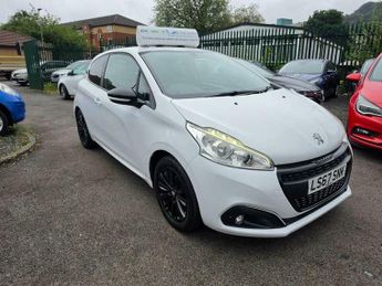 Peugeot 208 1.2 PureTech Black Edition Euro 6 3dr