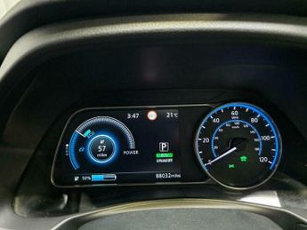 Nissan Leaf 40kWh Tekna Auto 5dr