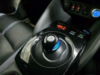 Nissan Leaf 40kWh Tekna Auto 5dr