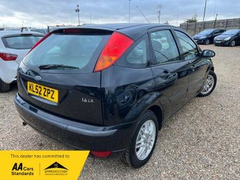 Ford Focus LX