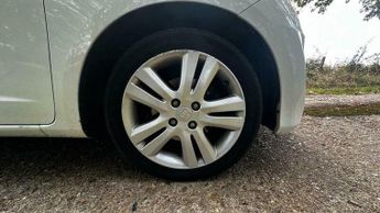 Honda Jazz 1.4 i-VTEC EX CVT Euro 5 5dr