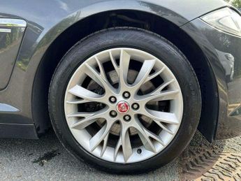 Jaguar XF 2.2d R-Sport Auto Euro 5 (s/s) 4dr