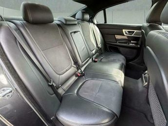 Jaguar XF 2.2d R-Sport Auto Euro 5 (s/s) 4dr