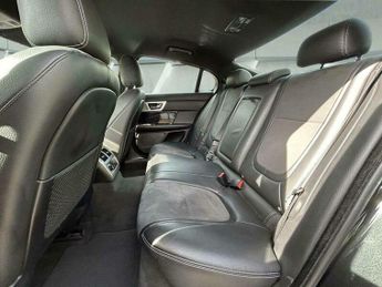 Jaguar XF 2.2d R-Sport Auto Euro 5 (s/s) 4dr