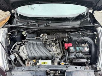 Nissan Juke 1.6 Tekna XTRON Euro 5 5dr