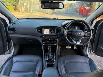 Hyundai Ioniq 1.6 h-GDi Premium SE DCT Euro 6 (s/s) 5dr
