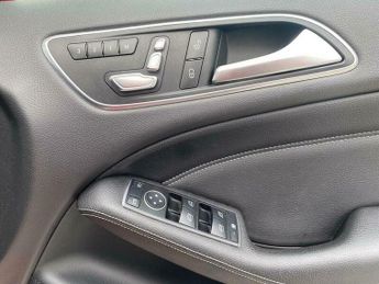 Mercedes-Benz B Class B250e Sport Auto 5dr