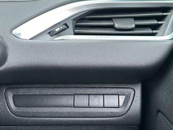 Peugeot 208 1.4 VTi Active Euro 5 3dr
