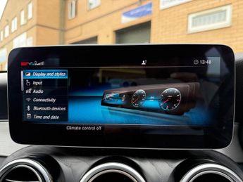 Mercedes C Class C 220 D AMG LINE
