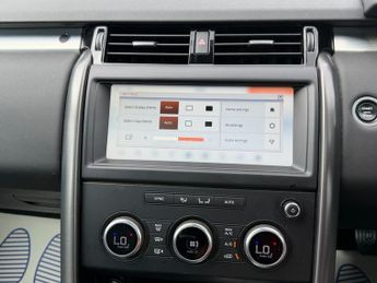 Land Rover Discovery 3.0 SD V6 Landmark Edition SUV 5dr Diesel Auto 4WD Euro 6 (s/s) 