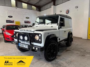 Land Rover Defender 2.5 TD5 Hard Top SUV 3dr Diesel Manual SWB (282 g/km, 120 bhp)