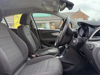 Vauxhall Mokka EXCLUSIV, ALLOYS, PHONE CONNECTIVITY, AC, DAB, SURROUND SOUND, E