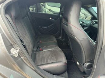 Mercedes-Benz A Class 2.1 A200d AMG Line (Executive) 7G-DCT Euro 6 (s/s) 5dr