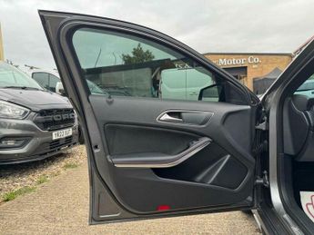 Mercedes-Benz A Class 2.1 A200d AMG Line (Executive) 7G-DCT Euro 6 (s/s) 5dr