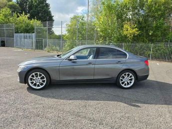 BMW 3 SERIES 2.0 320d Luxury Auto Euro 5 (s/s) 4dr