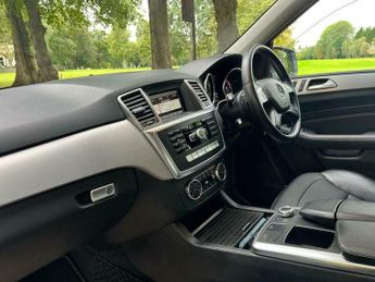 Mercedes-Benz SL Class 2.1 ML250 BlueTEC SE G-Tronic 4WD Euro 6 (s/s) 5dr