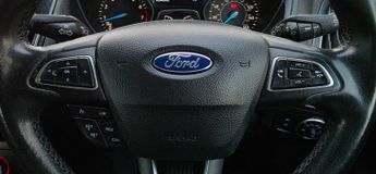 Ford Focus TITANIUM