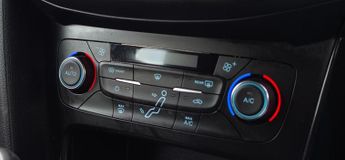 Ford Focus TITANIUM