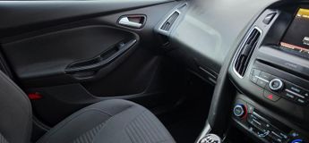 Ford Focus TITANIUM