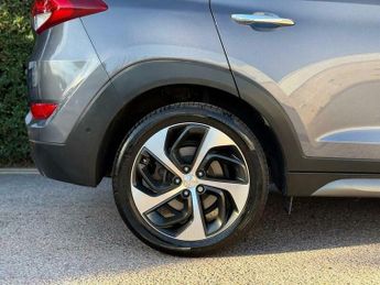 Hyundai Tucson 1.7 CRDi Blue Drive Premium SE DCT Euro 6 (s/s) 5dr