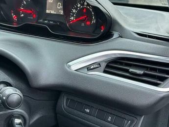 Peugeot 208 1.2 VTi Access+ Euro 5 5dr