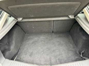 Ford Focus 1.8 Titanium Hatchback 5dr Petrol Manual (169 g/km, 123 bhp)
