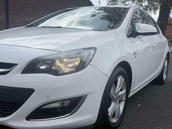 Vauxhall Astra 1.7 CDTi ecoFLEX SRi Euro 5 (s/s) 5dr