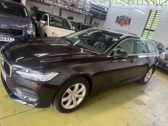 Volvo V90 D4 MOMENTUM