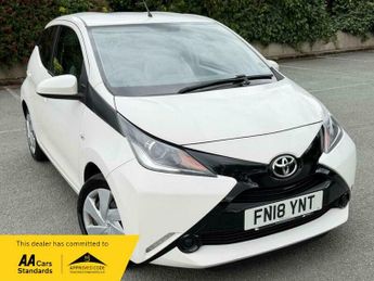 Toyota AYGO 1.0 VVT-i x-play Euro 6 5dr