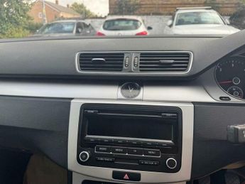 Volkswagen Passat 1.6 TDI BlueMotion Tech S Euro 5 (s/s) 5dr