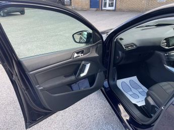 Peugeot 308 BLUE HDI S/S ALLURE