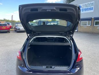 Peugeot 308 BLUE HDI S/S ALLURE