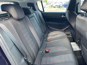Peugeot 308 BLUE HDI S/S ALLURE