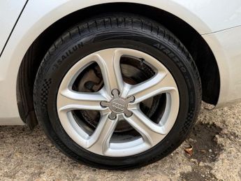 Audi A4 2.0 TDI SE Multitronic Euro 5 (s/s) 4dr