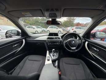 BMW 3 SERIES 330E SE