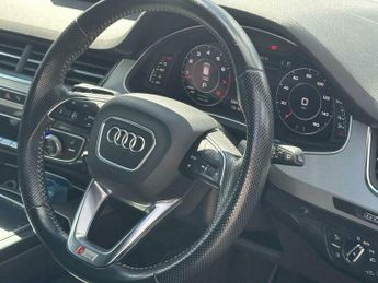 Audi Q7 3.0 TFSI V6 PETROL TIPTRONIC QUATTRO