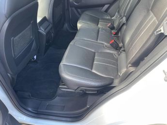 Land Rover Discovery Sport TD4 HSE BLACK