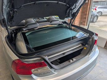 Volvo C70 D4 SE LUX