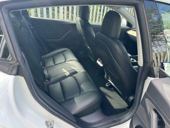 Tesla Model 3 (Dual Motor) Performance Auto 4WDE 4dr (Performance Upgrade)