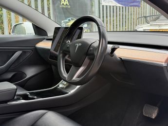 Tesla Model 3 (Dual Motor) Performance Auto 4WDE 4dr (Performance Upgrade)