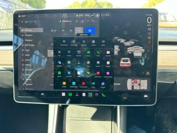 Tesla Model 3 (Dual Motor) Performance Auto 4WDE 4dr (Performance Upgrade)
