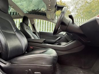 Tesla Model 3 (Dual Motor) Performance Auto 4WDE 4dr (Performance Upgrade)
