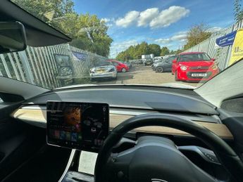 Tesla Model 3 (Dual Motor) Performance Auto 4WDE 4dr (Performance Upgrade)