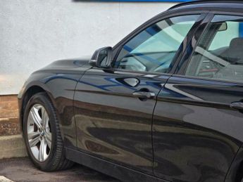 BMW 3 SERIES 2.0 320d Sport Touring Auto Euro 5 (s/s) 5dr