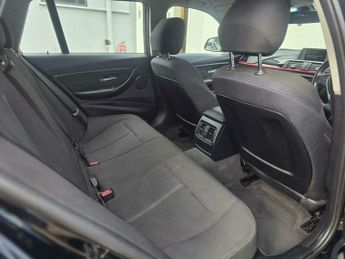 BMW 3 SERIES 2.0 320d Sport Touring Auto Euro 5 (s/s) 5dr