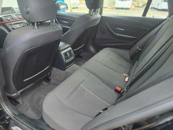 BMW 3 SERIES 2.0 320d Sport Touring Auto Euro 5 (s/s) 5dr