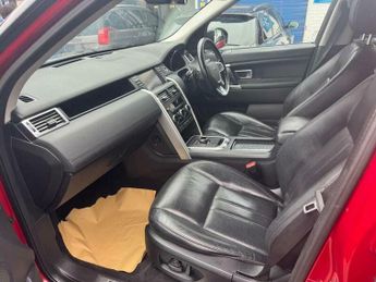 Land Rover Discovery Sport 2.0 TD4 HSE Black Auto 4WD Euro 6 (s/s) 5dr