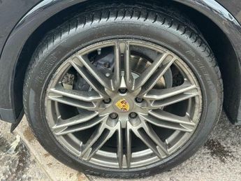 Porsche Cayenne 3.0 TD V6 Platinum Edition TiptronicS 4WD Euro 6 (s/s) 5dr